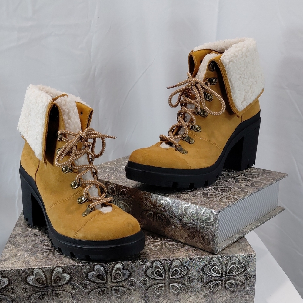 Rampage Tan Lace Up Boots with Shearling